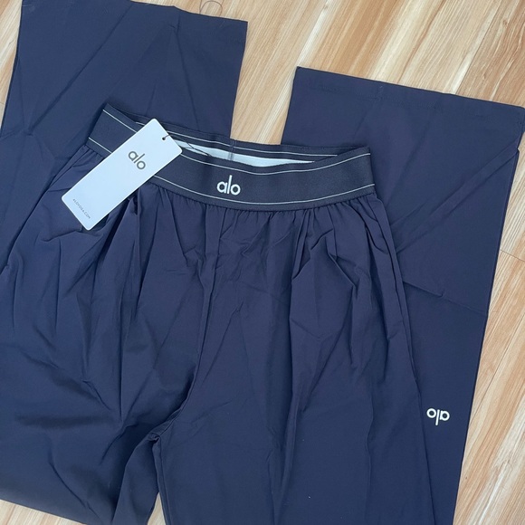 ALO Yoga Denim - Alo Black Lounge Pants